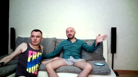 Snapshot of alex_tobey chatting on 11-03-25, 03:30 Alex and Tobey online show from 11-03-25, 03:30