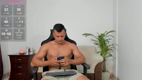 Snapshot of alex_tower chatting on 11-01-25, 08:44 Alex Towers online show from 11-01-25, 08:44