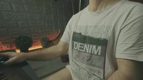 Snapshot of alex_volo chatting on 10-11-25, 08:13 Alex online show from 10-11-25, 08:13