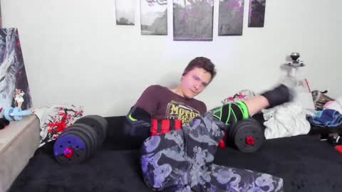 Snapshot of alex_wandhot chatting on 02-05-25, 08:00 Alex WandHot online show from 02-05-25, 08:00