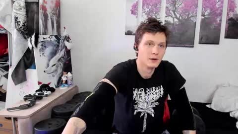 Snapshot of alex_wandhot chatting on 02-14-25, 08:10 Alex WandHot online show from 02-14-25, 08:10