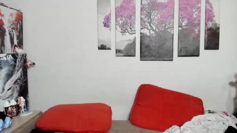 Snapshot of alex_wandhot chatting on 02-24-25, 12:26 Alex WandHot online show from 02-24-25, 12:26