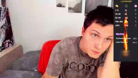 Snapshot of alex_wandhot chatting on 09-10-25, 11:43 Alex WandHot online show from 09-10-25, 11:43