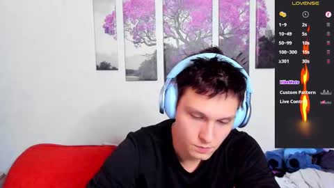 Snapshot of alex_wandhot chatting on 10-07-25, 11:18 Alex WandHot online show from 10-07-25, 11:18