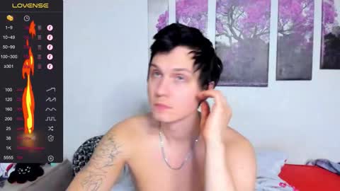 Snapshot of alex_wandhot chatting on 11-09-25, 12:58 Alex WandHot online show from 11-09-25, 12:58