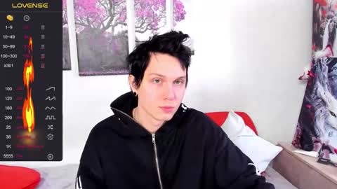 Snapshot of alex_wandhot chatting on 11-16-25, 06:19 Alex WandHot online show from 11-16-25, 06:19