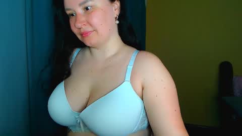 Snapshot of alexa__lexie chatting on 05-10-26, 09:14 Alexa online show from 05-10-26, 09:14