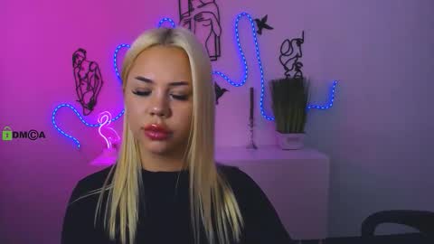 Snapshot of alexa_bonni chatting on 03-12-26, 12:33 alexa bonni online show from 03-12-26, 12:33