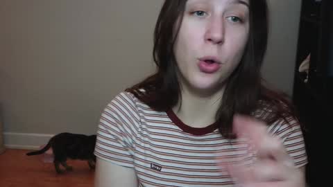 Snapshot of alexa_dream chatting on 01-03-25, 01:16 dont be afraid to click social media link its working just click on that online show from 01-03-25, 01:16