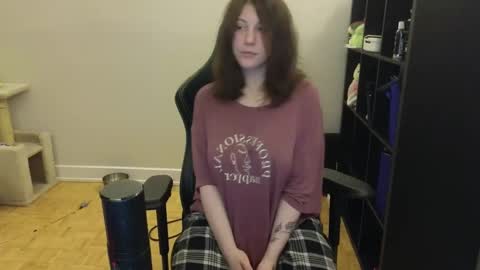 Snapshot of alexa_dream chatting on 02-04-25, 02:39 dont be afraid to click social media link its working just click on that online show from 02-04-25, 02:39