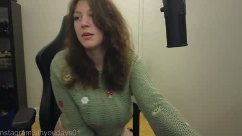 Snapshot of alexa_dream chatting on 11-29-25, 01:08 dont be afraid to click social media link its working just click on that online show from 11-29-25, 01:08