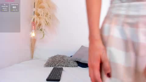 Snapshot of alexa_fox669 chatting on 05-19-26, 01:28 Alexa online show from 05-19-26, 01:28