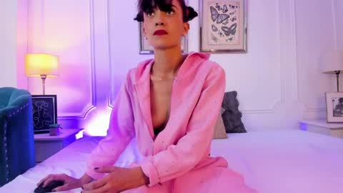Snapshot of alexa_fox669 chatting on 05-28-26, 02:03 Alexa online show from 05-28-26, 02:03
