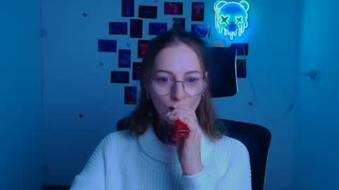 Snapshot of alexa_kittie chatting on 01-13-26, 06:29 Alexa online show from 01-13-26, 06:29