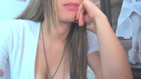 alexa latina online show from 03-06-25, 07:32