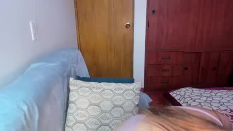 alexa latina online show from 03-28-26, 02:16