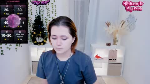 Snapshot of alexa_lexi chatting on 01-05-25, 10:53 alexa_lexi online show from 01-05-25, 10:53