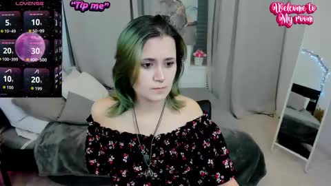 Snapshot of alexa_lexi chatting on 10-05-25, 11:08 alexa_lexi online show from 10-05-25, 11:08