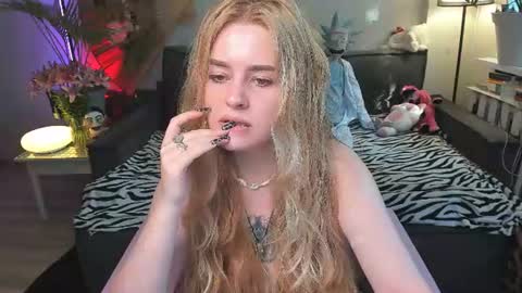 alexa_pirs online show from 07-10-26, 02:52