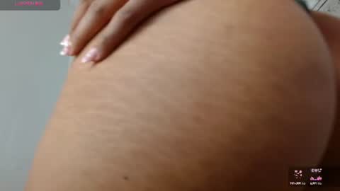 Snapshot of alexa_priincess chatting on 06-25-26, 04:22 online show from 06-25-26, 04:22