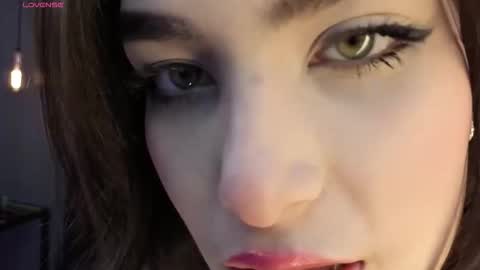 Alexa Thaylor online show from 02-11-26, 02:33