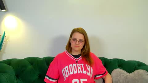 AlexaAvery online show from 05-16-26, 10:36