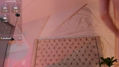 Snapshot of alexahandler chatting on 01-24-25, 01:03 Alexa Handler online show from 01-24-25, 01:03