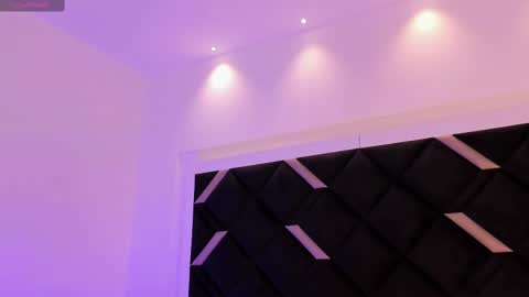 Snapshot of alexahandler chatting on 09-11-25, 04:12 Alexa Handler online show from 09-11-25, 04:12