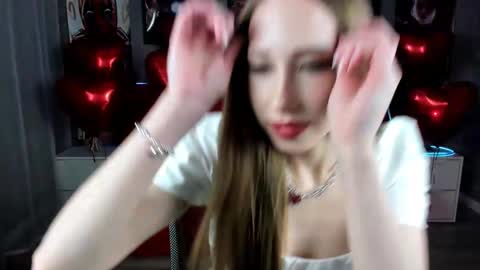 Snapshot of alexaharmon chatting on 02-14-25, 04:41 AlexaHarmon online show from 02-14-25, 04:41