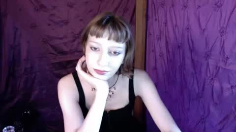 Snapshot of alexahornygirl chatting on 06-24-26, 04:17 Alexa online show from 06-24-26, 04:17