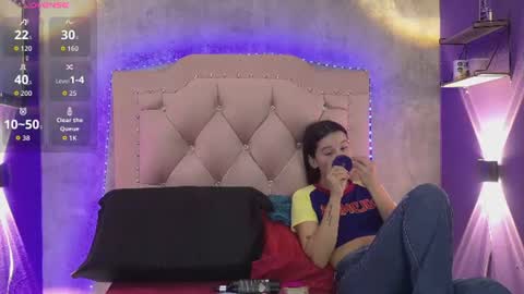 Snapshot of alexaivory chatting on 06-09-26, 10:16 Alexa online show from 06-09-26, 10:16