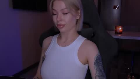 Alexa Mason online show from 11-21-25, 02:43