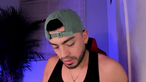 Alexander Diaz online show from 10-19-25, 12:22