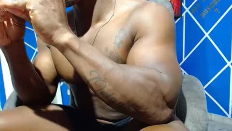 Snapshot of alexander_megan chatting on 01-11-26, 02:49 alexander online show from 01-11-26, 02:49