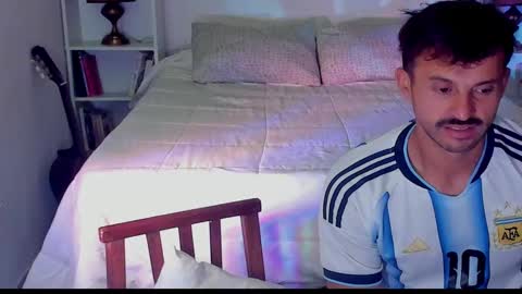 Snapshot of alexanderjaz chatting on 11-23-25, 08:58 Alexander Jaz online show from 11-23-25, 08:58