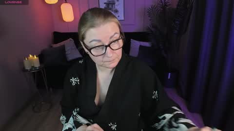 Alexandra online show from 01-20-25, 09:43