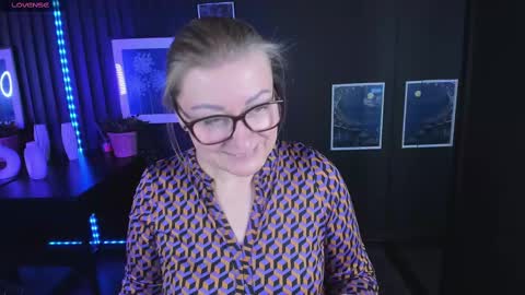 Alexandra online show from 02-22-25, 03:23