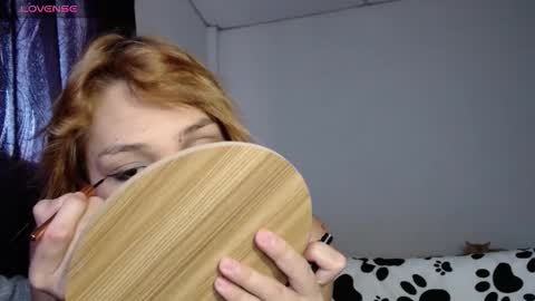 Snapshot of alexandra_lorens chatting on 11-26-25, 08:21 geo online show from 11-26-25, 08:21