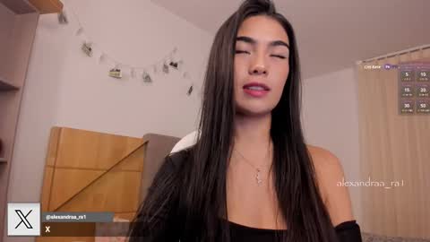 Alexandra Rodriguez online show from 10-27-25, 03:10