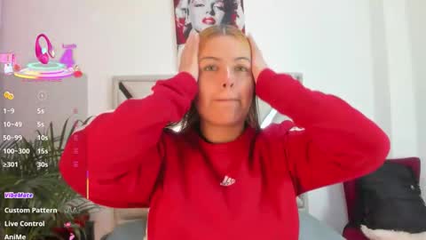 Snapshot of alexandra_torress chatting on 01-10-26, 12:07 alexandra online show from 01-10-26, 12:07