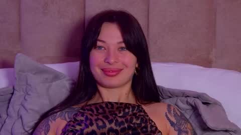 AlexandraBloom online show from 03-10-25, 04:07