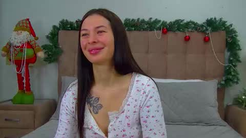 AlexandraBloom online show from 12-22-25, 06:27