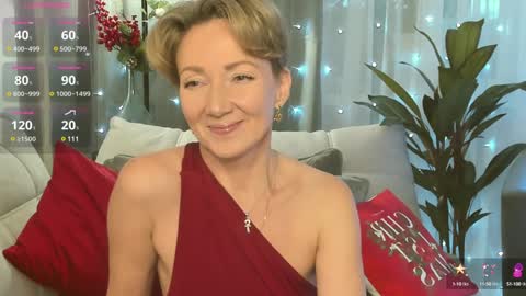 Snapshot of alexandrafix chatting on 12-17-24, 12:33 Alexandra online show from 12-17-24, 12:33