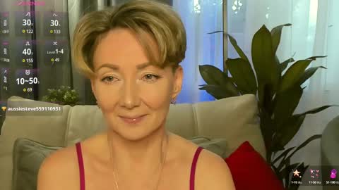 Snapshot of alexandrafix chatting on 02-18-25, 12:17 Alexandra online show from 02-18-25, 12:17