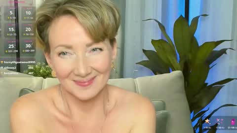 Snapshot of alexandrafix chatting on 03-10-25, 06:56 Alexandra online show from 03-10-25, 06:56
