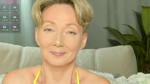 Snapshot of alexandrafix chatting on 05-19-26, 02:01 Alexandra online show from 05-19-26, 02:01