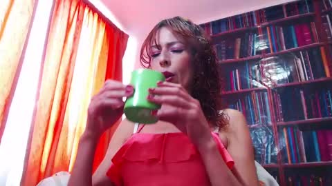 Snapshot of alexandrahornysexi chatting on 02-15-25, 09:15 alexandra online show from 02-15-25, 09:15