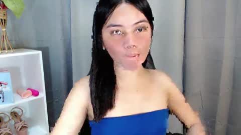 Andrea online show from 04-19-26, 04:34