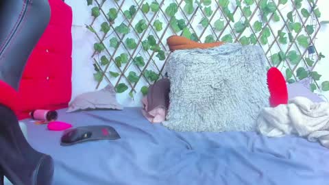 Snapshot of alexandramaravilla chatting on 01-09-25, 08:45 ALEXANDRA online show from 01-09-25, 08:45