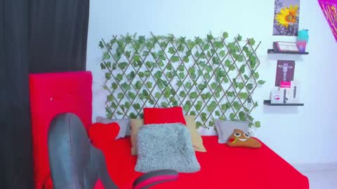 Snapshot of alexandramaravilla chatting on 01-15-25, 03:22 ALEXANDRA online show from 01-15-25, 03:22